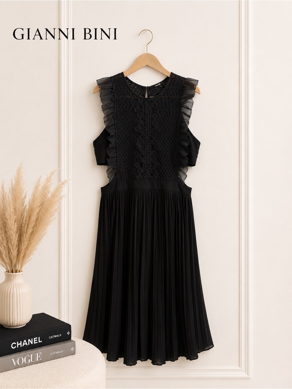 Gianni Bini • Black Mesh & Pleated Midi Dress